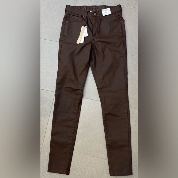 NWT- Topshop Jamie Jeans in Coated Brown - Picture 3 of 6